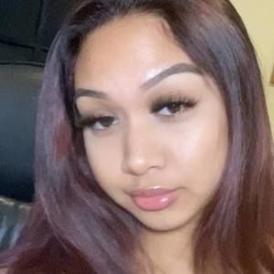 Meet your Posher, Shiema